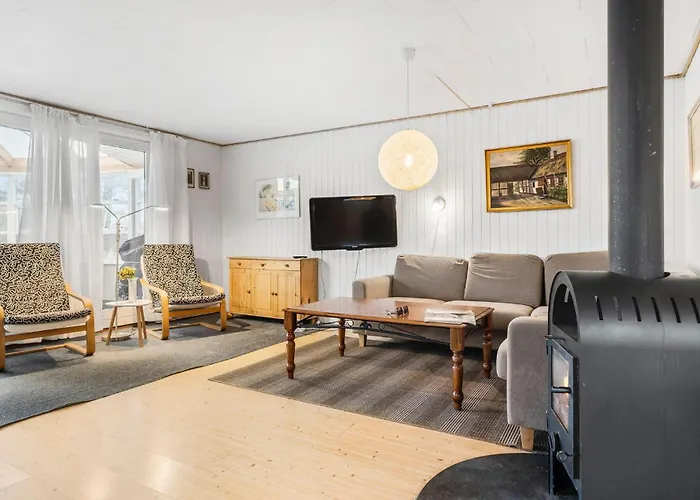 3 Bedroom Pet Friendly In Sydals Vakantiehuis *